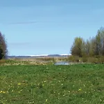 2 Bedroom Lovely In *